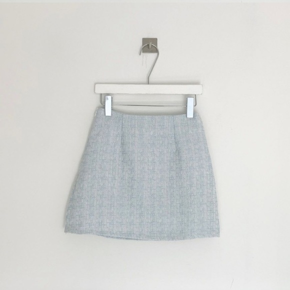 tweed short sleeve cropped jacket and mini pencil skirt - Picture 4 of 4